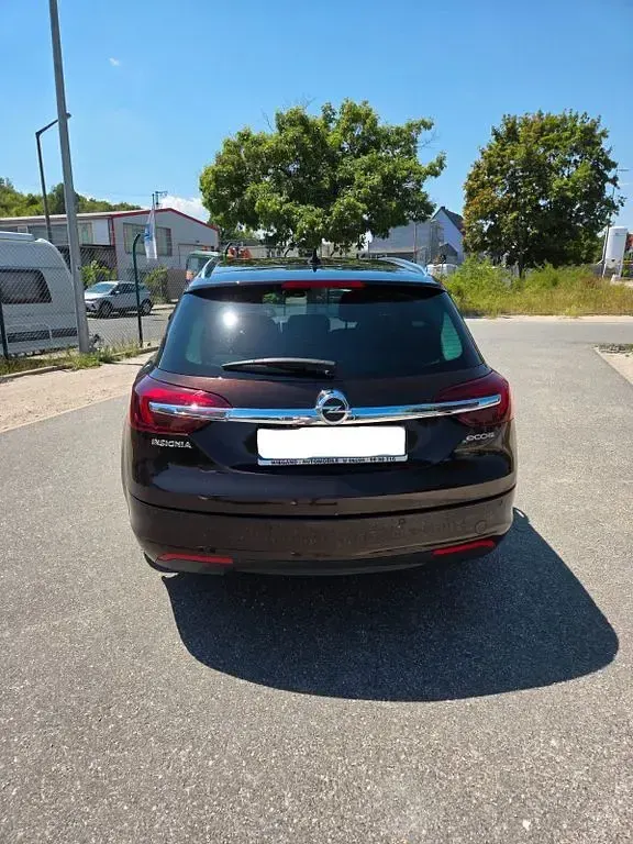 Gebraucht Opel Insignia 170 PS (125 kW) 2014 Braun Kombi