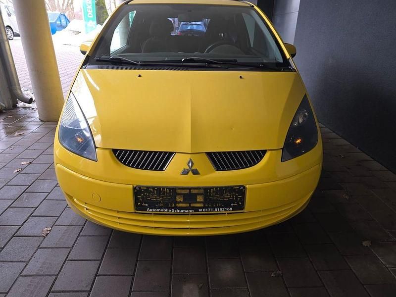 Gebraucht Mitsubishi Colt Edition 95 PS (69 kW) 2008 Gelb