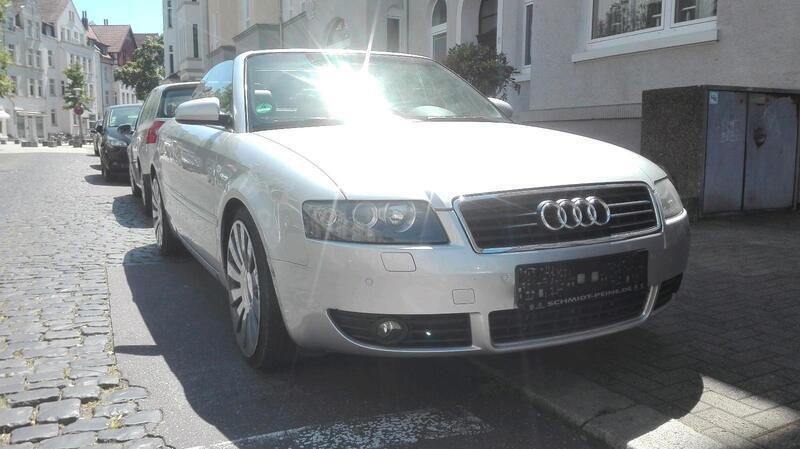 Silber Gebraucht 2004 Audi A4 Cabriolet Young Cabrio | 2.950 € (Superpreis) - Bild 1/4