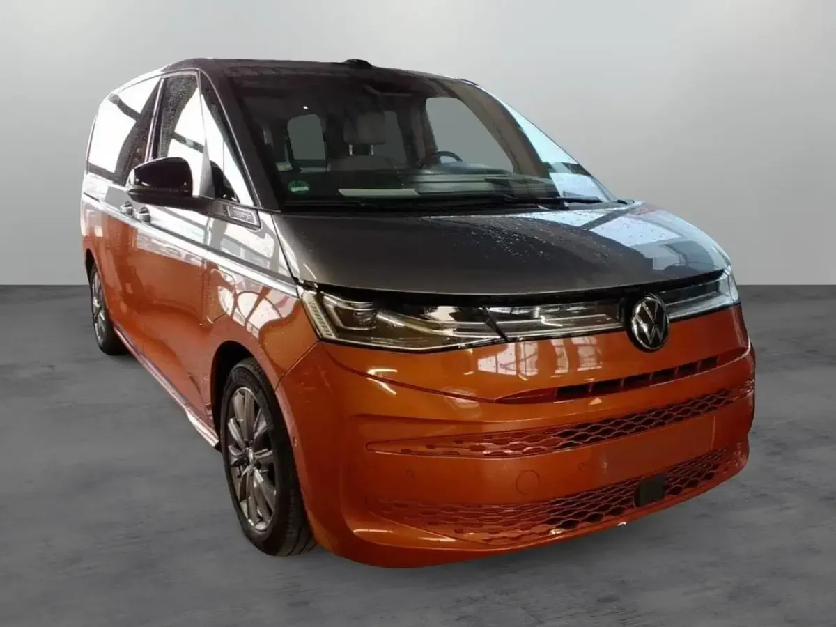 Second-hand VW Multivan Energetic 218 CP (160 kW) 2023 Argintiu Monovolum