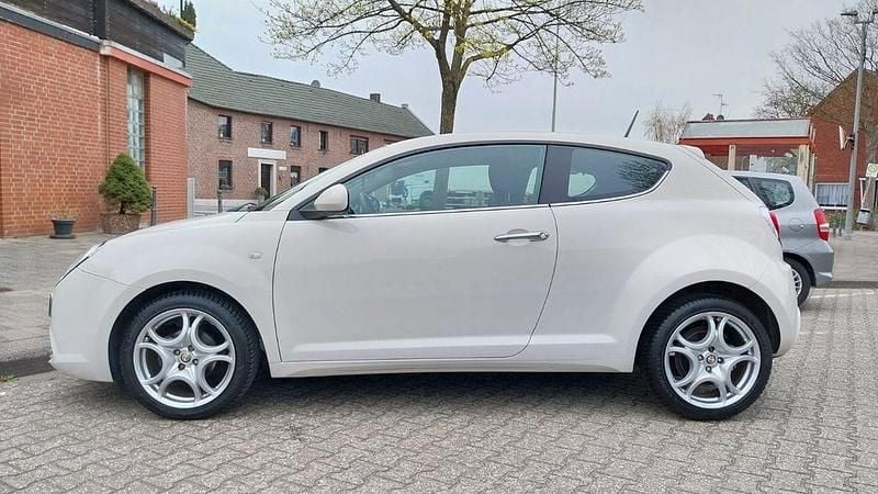 Gebraucht Alfa Romeo MiTo 79 PS (58 kW) 2009 Weiß Kleinwagen