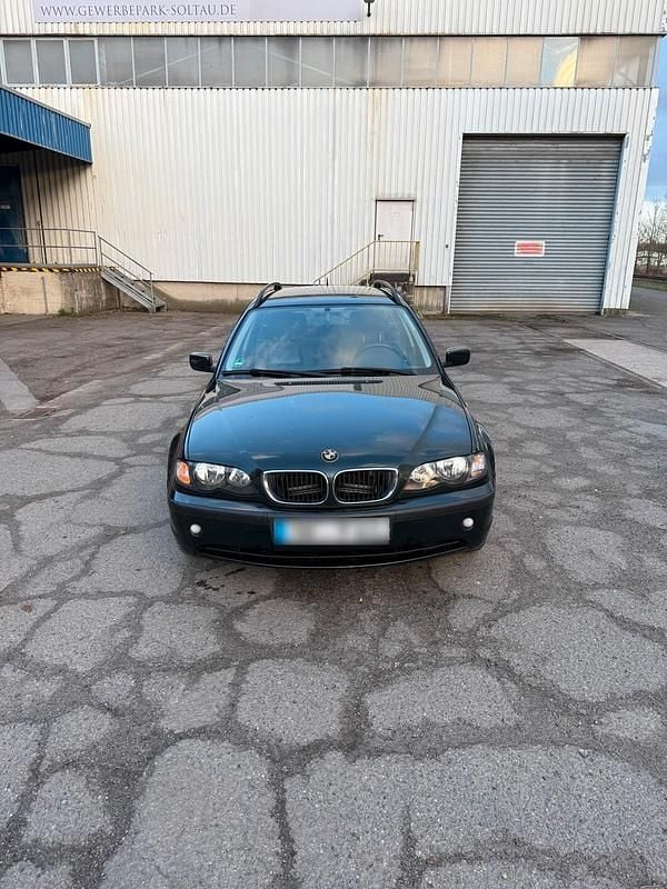 Gebraucht BMW 318 116 PS (85 kW) 2004 Grün Kombi