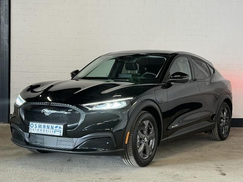 Gebraucht Ford Mustang Mach-E 197 kW (269 PS) 2022 Schwarz SUV