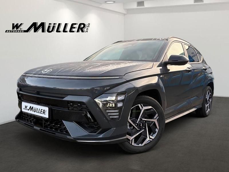 Ecotronic gray Neu 2025 Hyundai Kona N Line SUV | 37.676 € (Teuer) - Bild 1/4