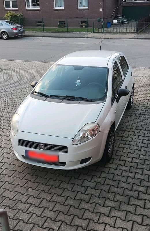 Gebraucht Fiat Punto 68 PS (50 kW) 2009 Weiß Kleinwagen