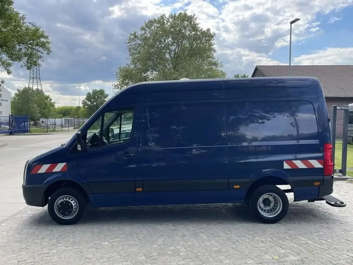Gebraucht VW Crafter 163 PS (119 kW) 2015 Blau Van