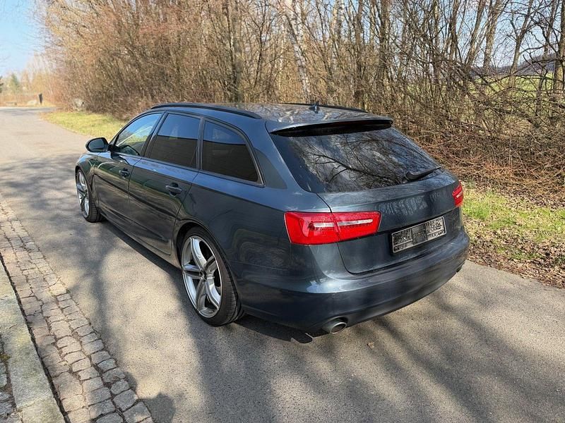 Gebraucht Audi A6 Comfort 204 PS (150 kW) 2011 Grau Kombi