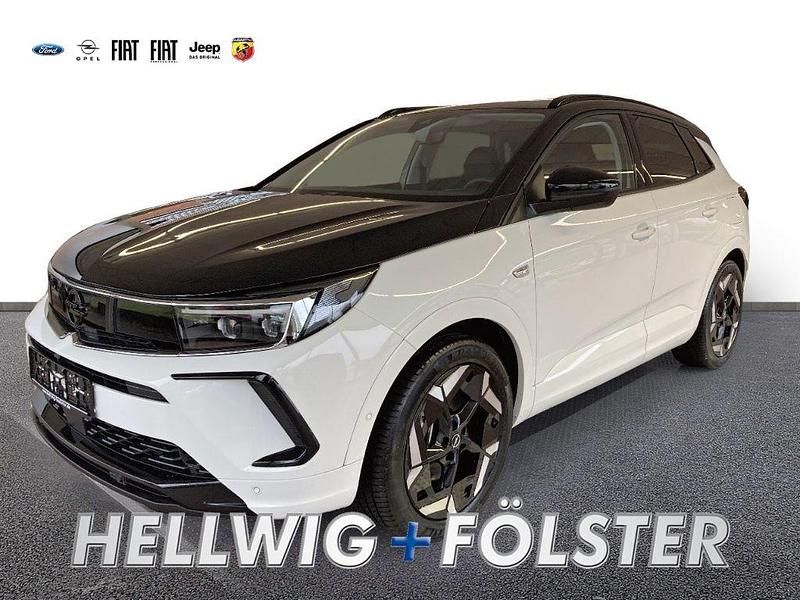 Weiß Gebraucht 2023 Opel Grandland X GSe SUV | 32.990 € (Teuer) - Bild 1/4