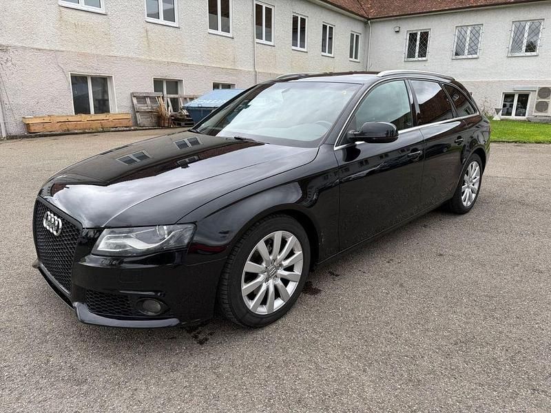 Schwarz Gebraucht 2010 Audi A4 Ambiente Kombi | 5.600 € (Fairer Preis) - Bild 1/4