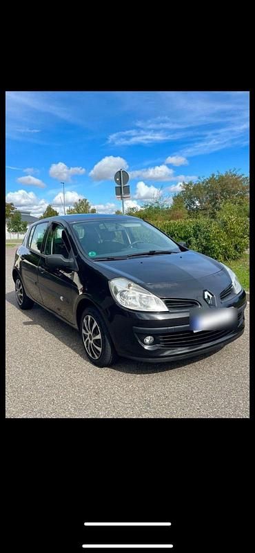 Gebraucht 2006 Renault Clio II Kleinwagen | 1.750 € - Bild 1/4