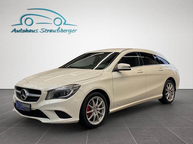 Gebraucht Mercedes CLA220 177 PS (130 kW) 2016 Weiß Limousine