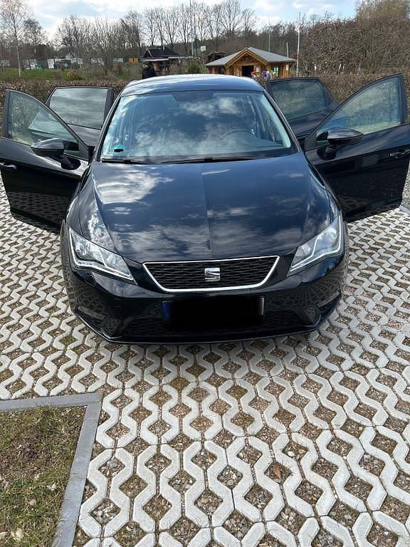 Gebraucht Seat Leon Style 105 PS (77 kW) 2014 Schwarz Limousine