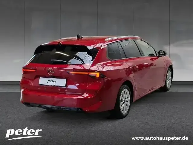 Gebraucht Opel Astra Elegance 131 PS (96 kW) 2023 Lackierung peperoncino red/typ Kleinwagen
