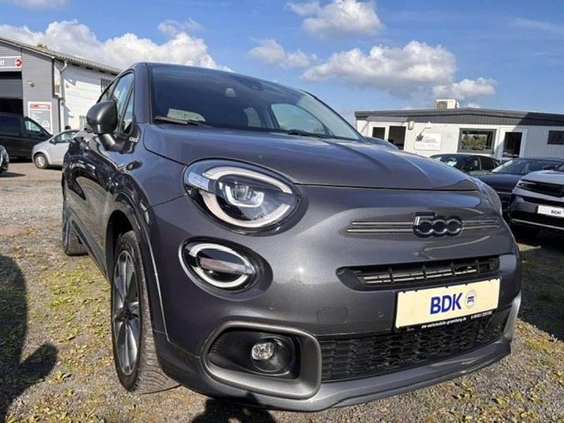 Graumet. Gebraucht 2024 Fiat 500X Dolcevita SUV | 21.490 € (Fairer Preis) - Bild 1/3
