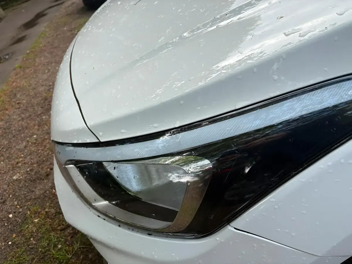 Gebraucht Hyundai i20 120 PS (88 kW) 2019 Weiß Kleinwagen