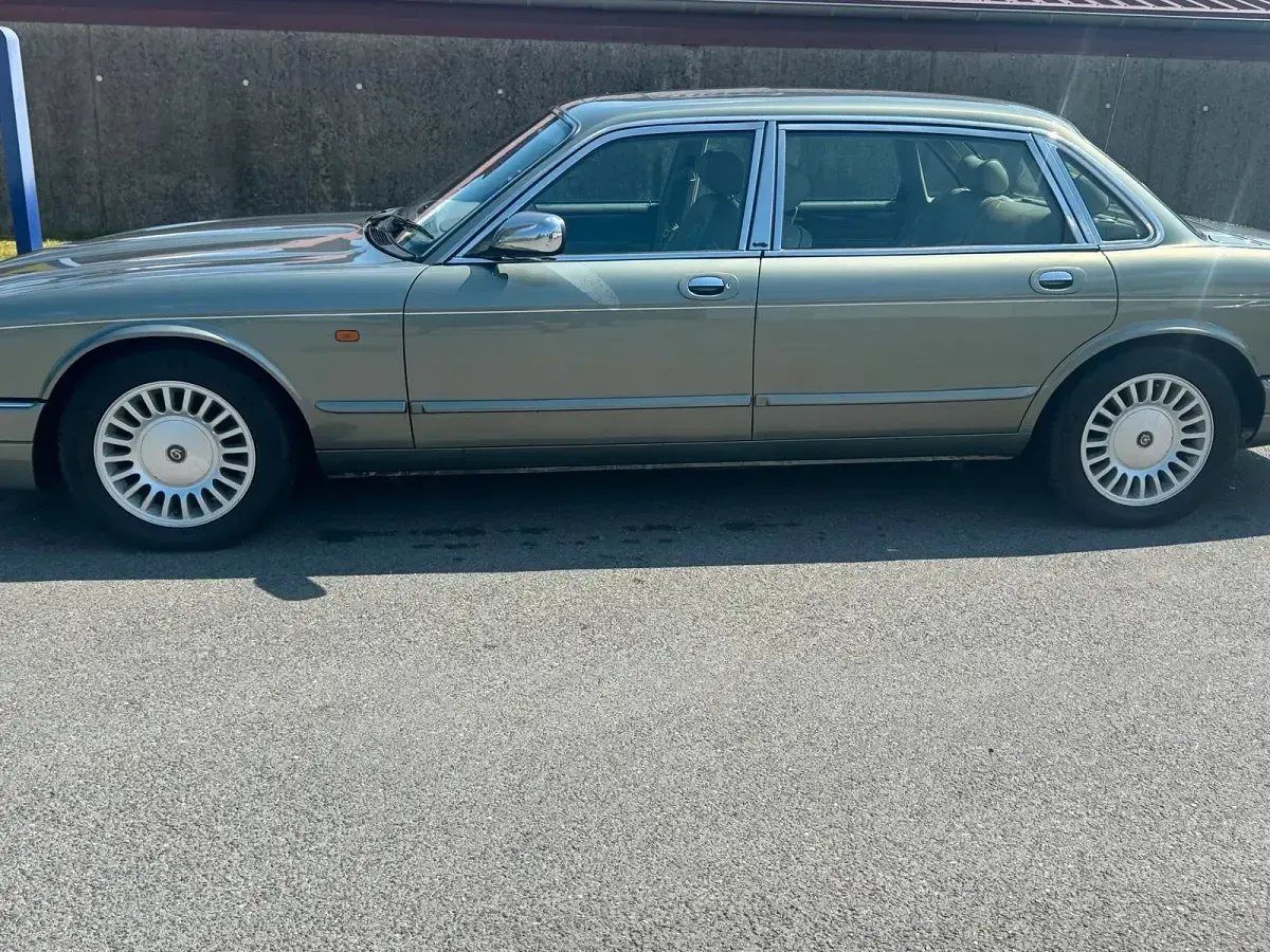 Gebraucht Jaguar X300 241 PS (177 kW) 1997 Limousine