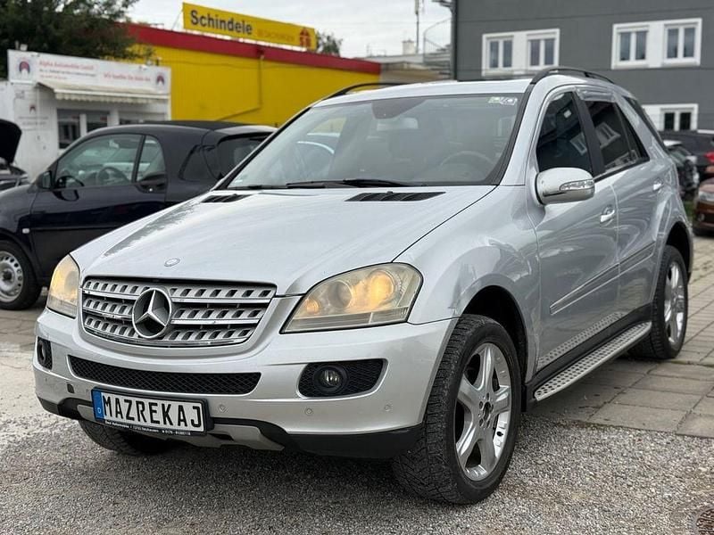 Silber Gebraucht 2007 Mercedes ML320 Sport SUV | 4.580 € (Fairer Preis) - Bild 1/4