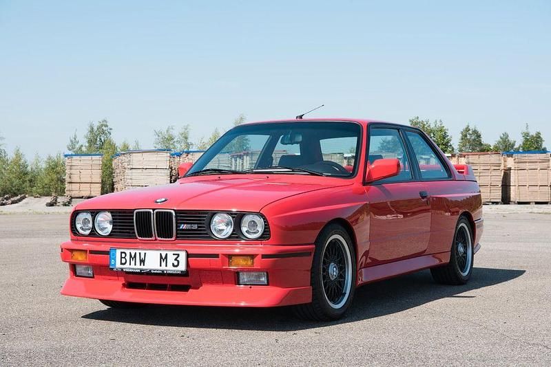 Gebraucht BMW M3 Performance 215 PS (158 kW) 1990 Rot Limousine