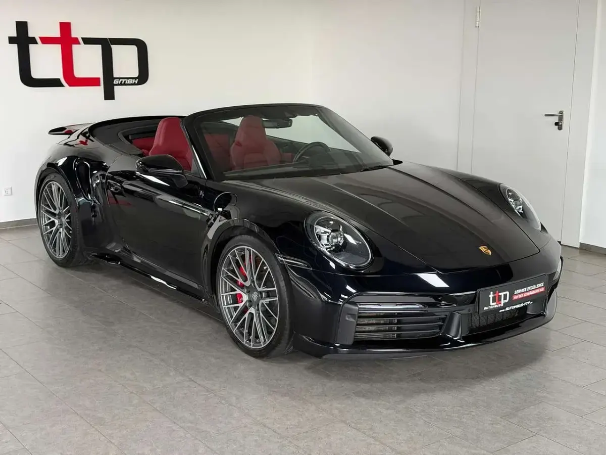 Gebraucht Porsche 992 581 PS (427 kW) 2024 Tiefschwarzmetallic Cabrio