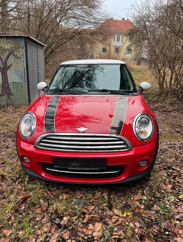 Gebraucht Mini Cooper 122 PS (89 kW) 2011 Rot Kleinwagen