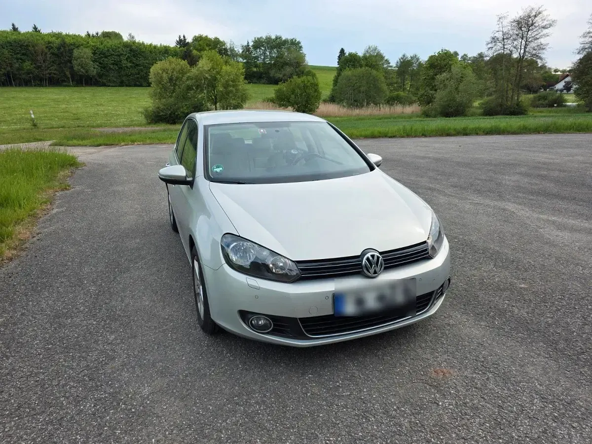 Gebraucht VW Golf VI Exclusive 122 PS (89 kW) 2010 Silber Kleinwagen