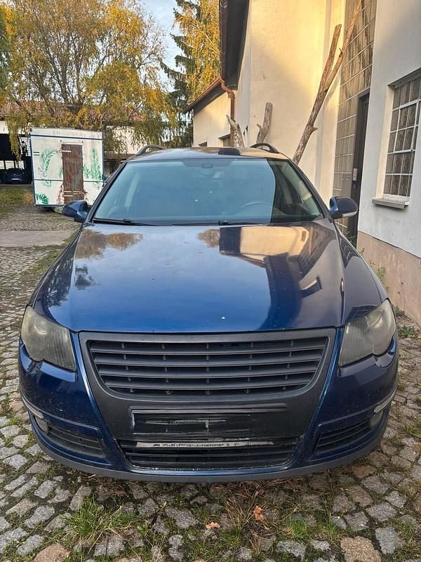 Gebraucht VW Passat 150 PS (110 kW) 2008 Blau Kombi
