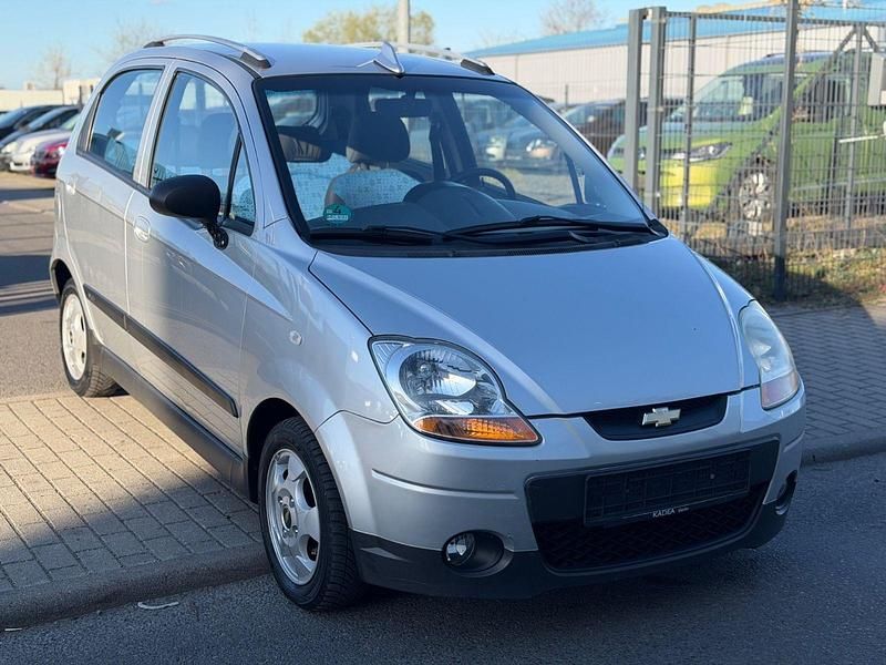 Gebraucht Chevrolet Matiz 52 PS (38 kW) 2009 Silber Kleinwagen
