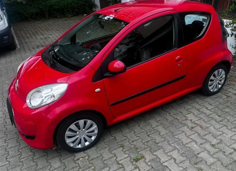 Rot Gebraucht 2011 Citroën C1 Kleinwagen | 2.150 € (Fairer Preis) - Bild 1/4