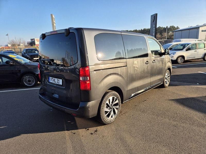 Neu Fiat Ulysse 179 PS (131 kW) 2025 Grau Van / Kleinbus