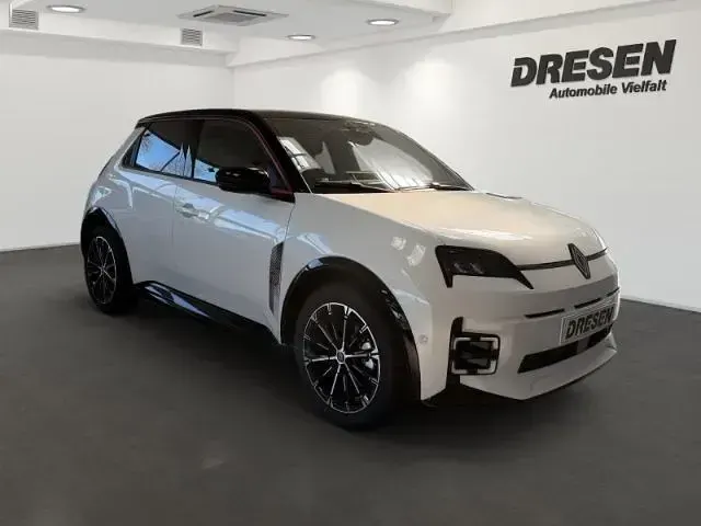 Nowe Renault 5 E-Tech Iconic 89 kW (122 KM) 2026 Biały Sedan/Limuzyna