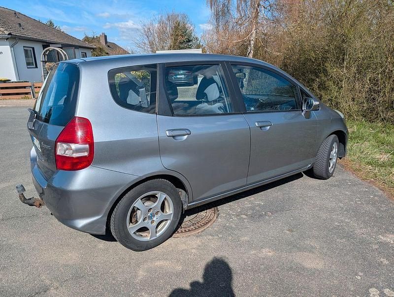 Gebraucht Honda Jazz ES 83 PS (61 kW) 2004 Silber Kleinwagen
