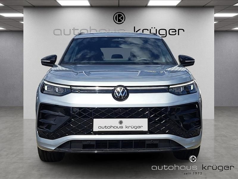 Gebraucht VW Tayron R-line 150 PS (110 kW) 2025 Silber SUV