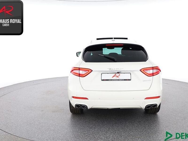 Gebraucht Maserati Levante 275 PS (202 kW) 2018 Weiß SUV