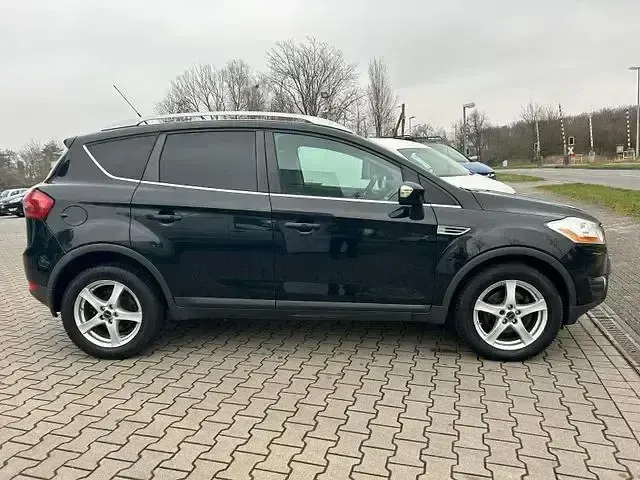 Gebraucht Ford Kuga Champions Edition 140 PS (102 kW) 2012 Schwarz SUV