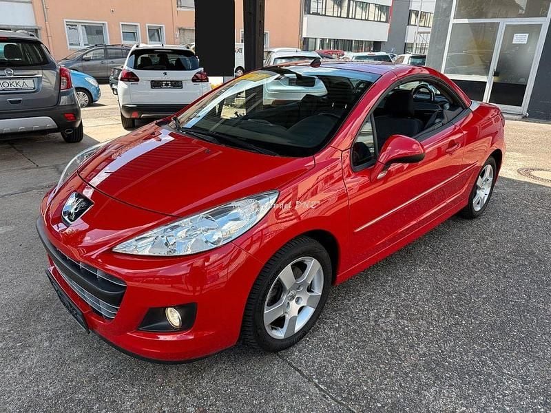 Rot Gebraucht 2009 Peugeot 207 CC Premium Cabrio | 3.990 € (Fairer Preis) - Bild 1/4