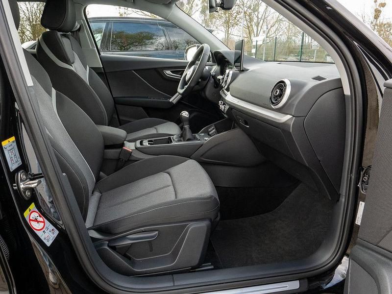 Gebraucht Audi Q2 Advanced Plus 116 PS (85 kW) 2025 Mythosschwarz metallic SUV