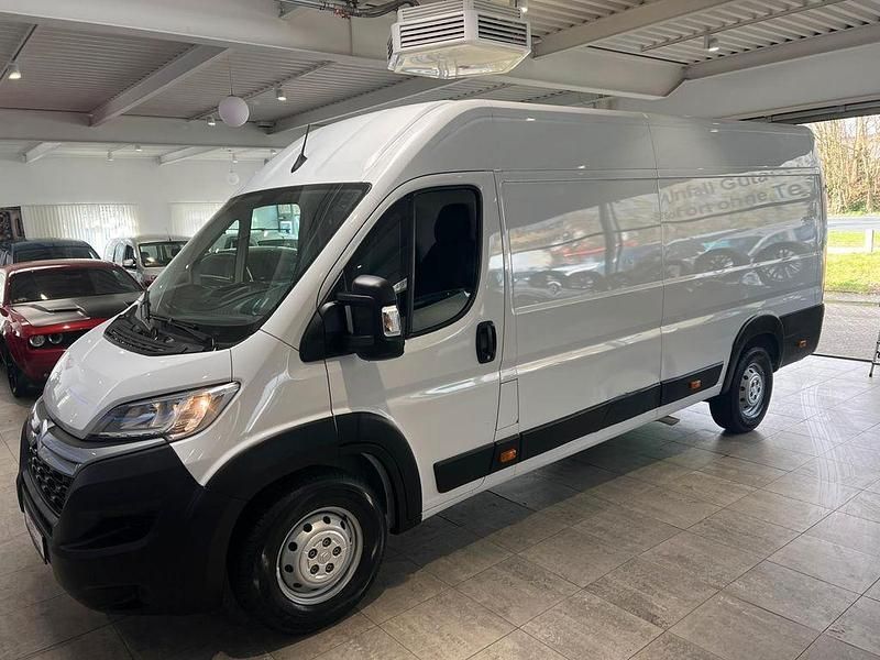 Gebraucht Citroën Jumper 165 PS (121 kW) 2024 Weiß Van / Kleinbus