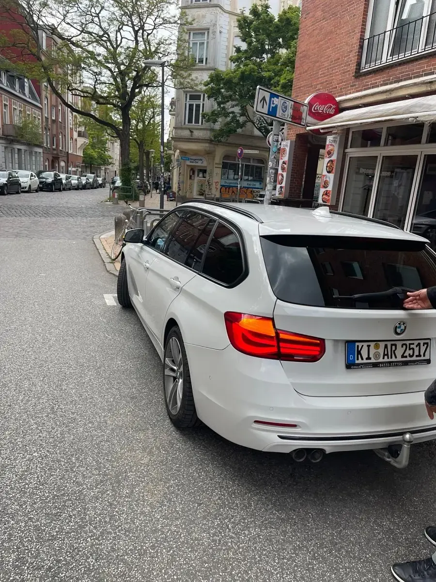 Gebraucht BMW 320 190 PS (139 kW) 2016 Weiß Kombi