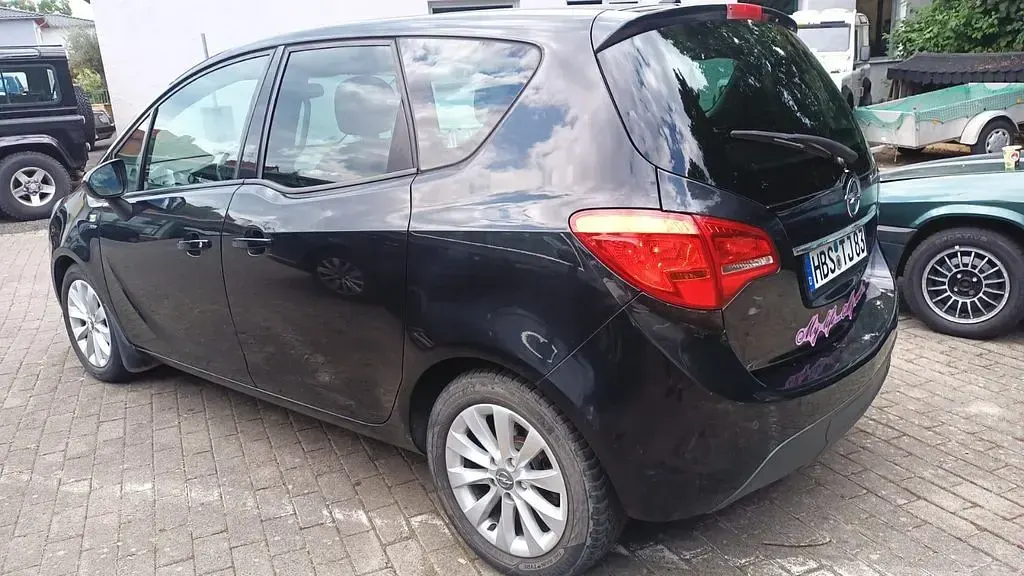 Gebraucht Opel Meriva Active 120 PS (88 kW) 2013 Schwarz Van / Kleinbus