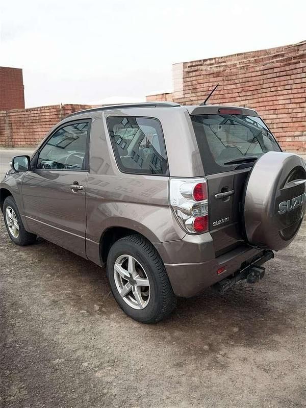 Gebraucht Suzuki Grand Vitara 129 PS (94 kW) 2013 Braun SUV