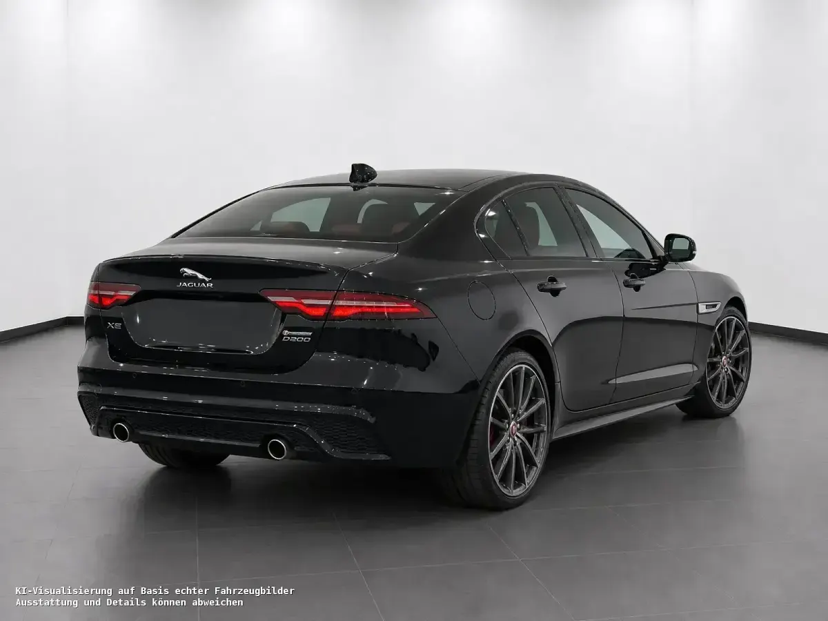 Gebraucht Jaguar XE R-Dynamic 204 PS (150 kW) 2023 Andere Limousine