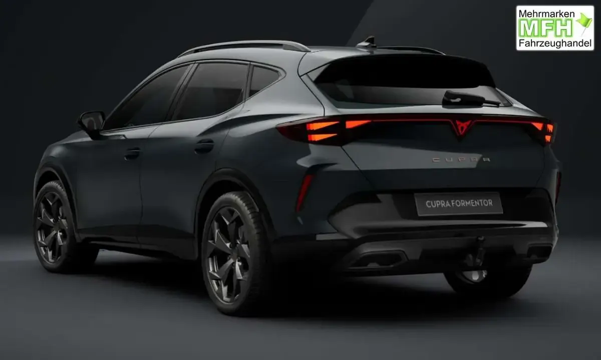 Neu Cupra Formentor 150 PS (110 kW) 2026 Fiord blau SUV