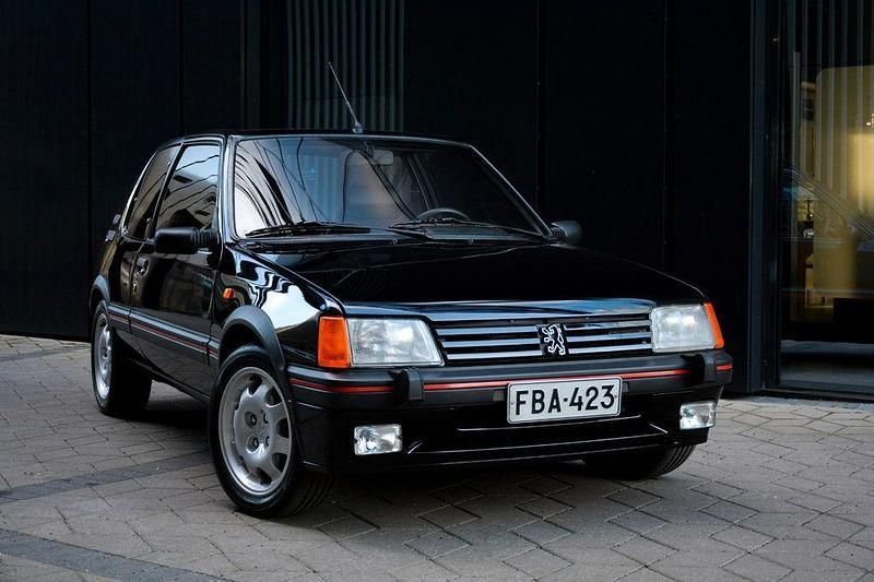 Schwarz Gebraucht 1989 Peugeot 205 GTi | 22.000 € - Bild 1/4