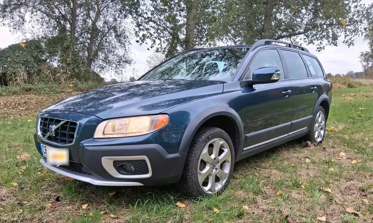 Gebraucht Volvo XC70 185 PS (136 kW) 2007 Blau Kombi