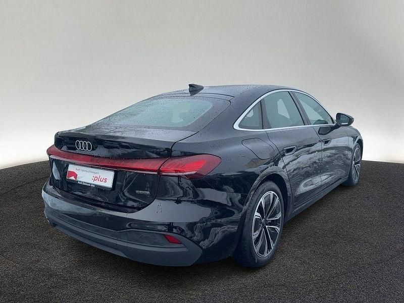 Second-hand Audi A5 Ambiente 204 CP (150 kW) 2025 Negru Berlinǎ