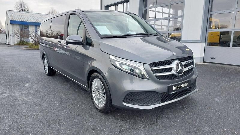 Gebraucht Mercedes V250 Edition 190 PS (139 kW) 2020 Selenitgrau metallic Van / Kleinbus