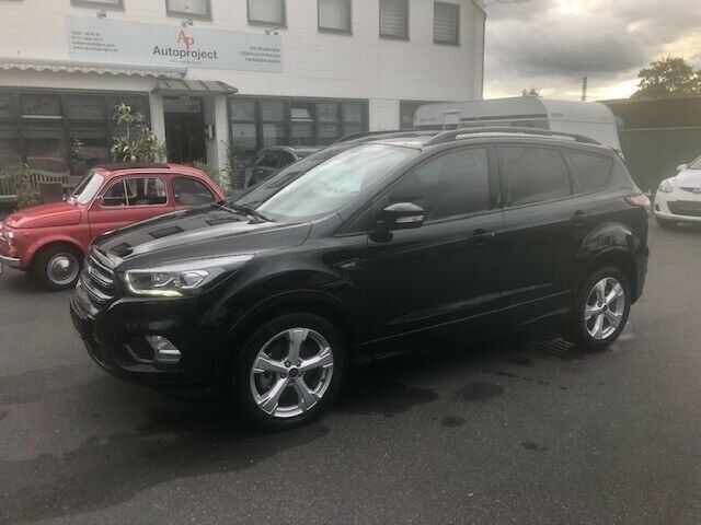 Gebraucht Ford Kuga ST-Line 175 PS (128 kW) 2018 Iridiumschwarz mica SUV