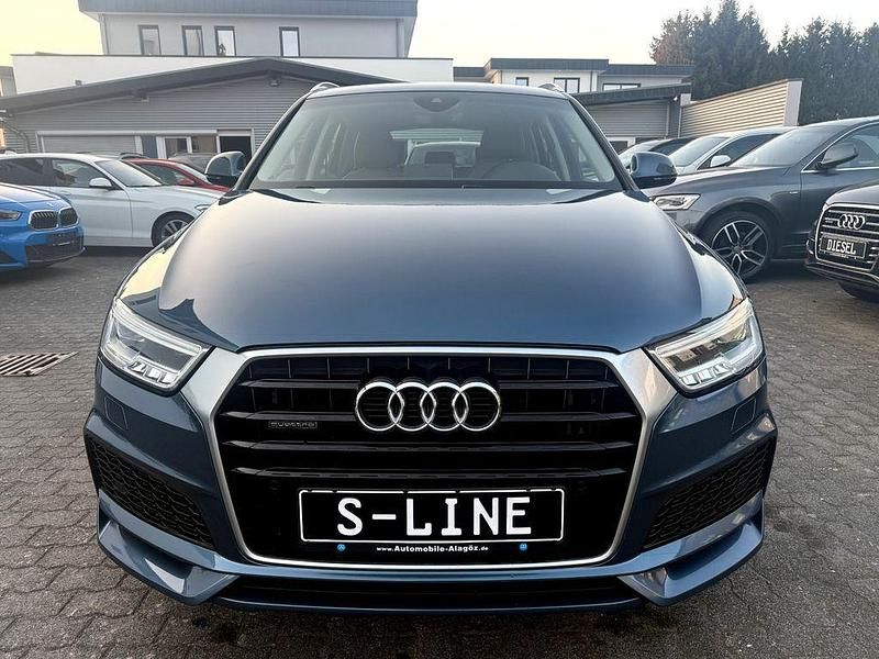 Gebraucht Audi Q3 S-Line 220 PS (161 kW) 2017 Blau SUV