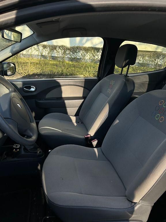 Gebraucht Renault Twingo Authentique 58 PS (42 kW) 2010 Schwarz Kleinwagen