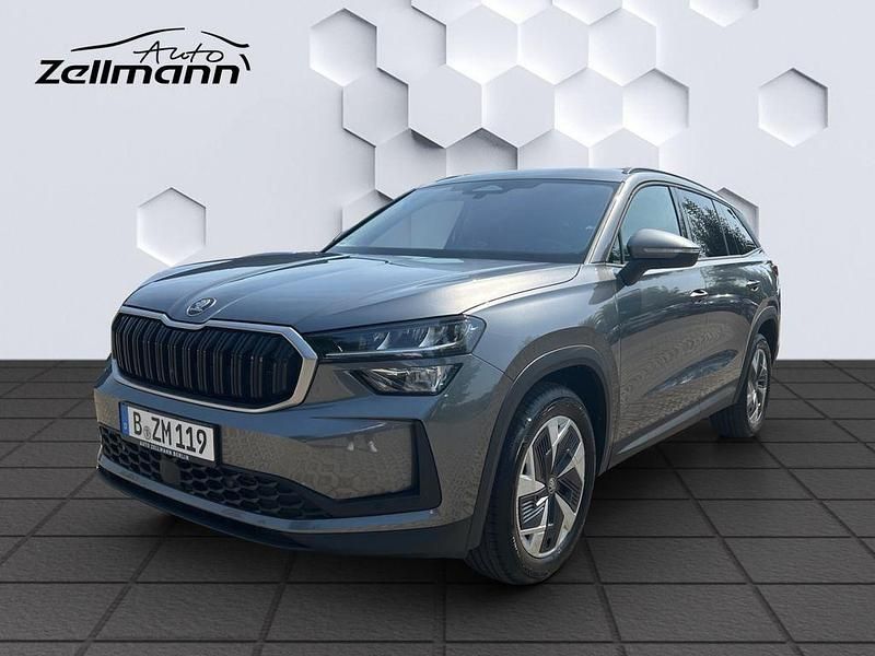 Grau Gebraucht 2025 Skoda Kodiaq Selection SUV | 41.920 € (Guter Preis) - Bild 1/3